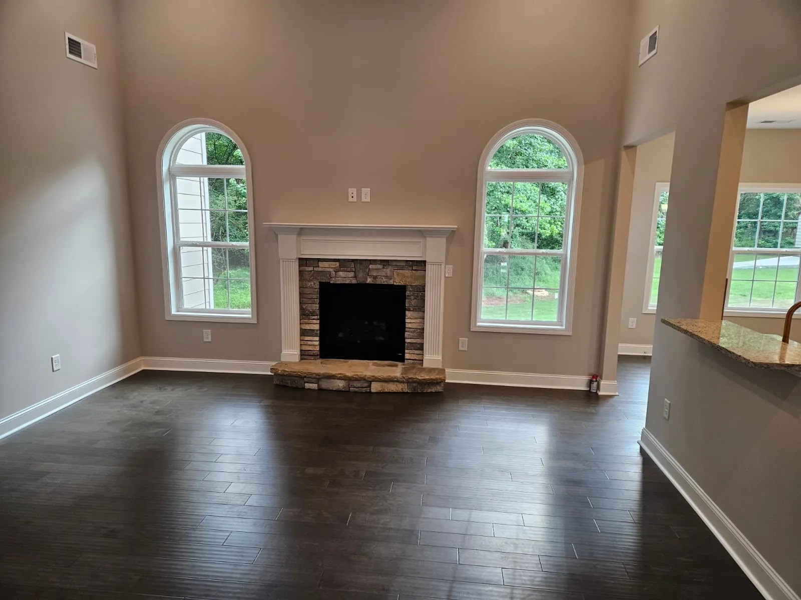 Finished interior space by Peters Prestigious Properties Inc.